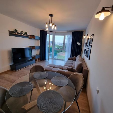 Grand Look & Best Location For Business On Bucharest Luaran gambar