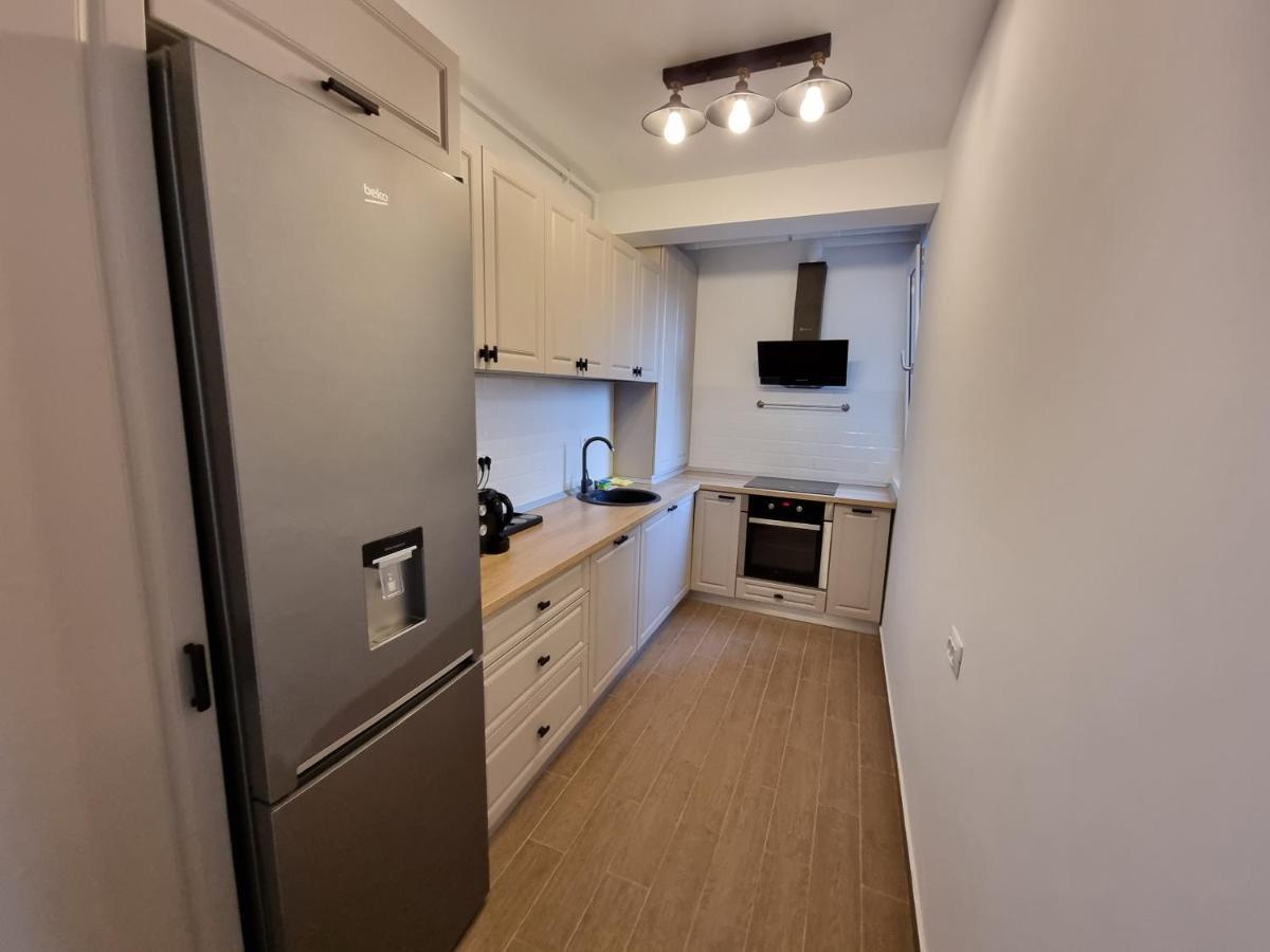 Grand Look & Best Location For Business On Bucharest Luaran gambar