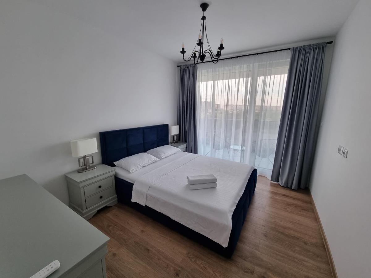 Grand Look & Best Location For Business On Bucharest Luaran gambar