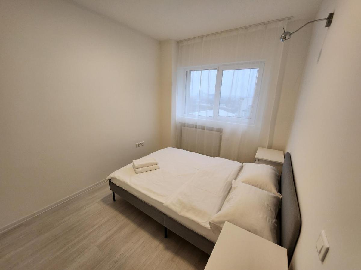 Grand Look & Best Location For Business On Bucharest Luaran gambar