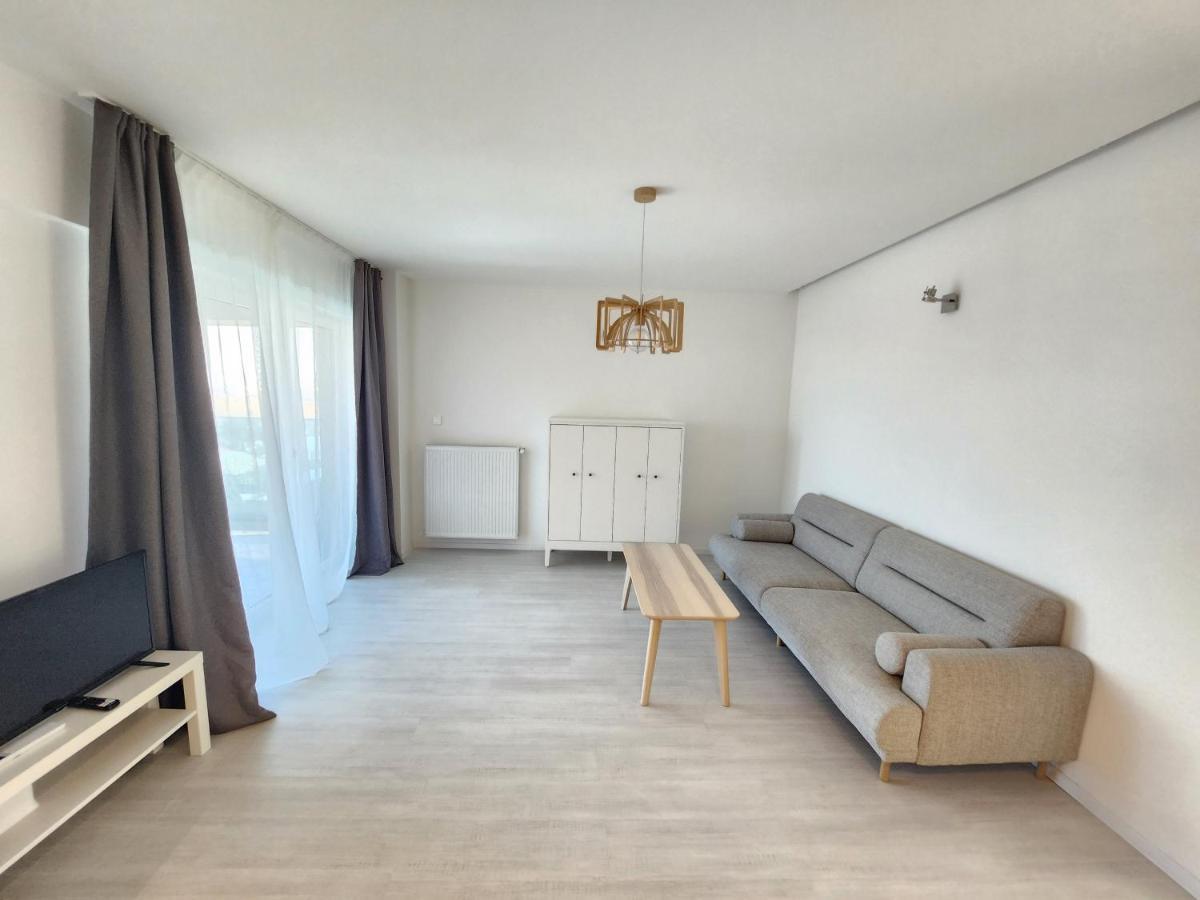 Grand Look & Best Location For Business On Bucharest Luaran gambar