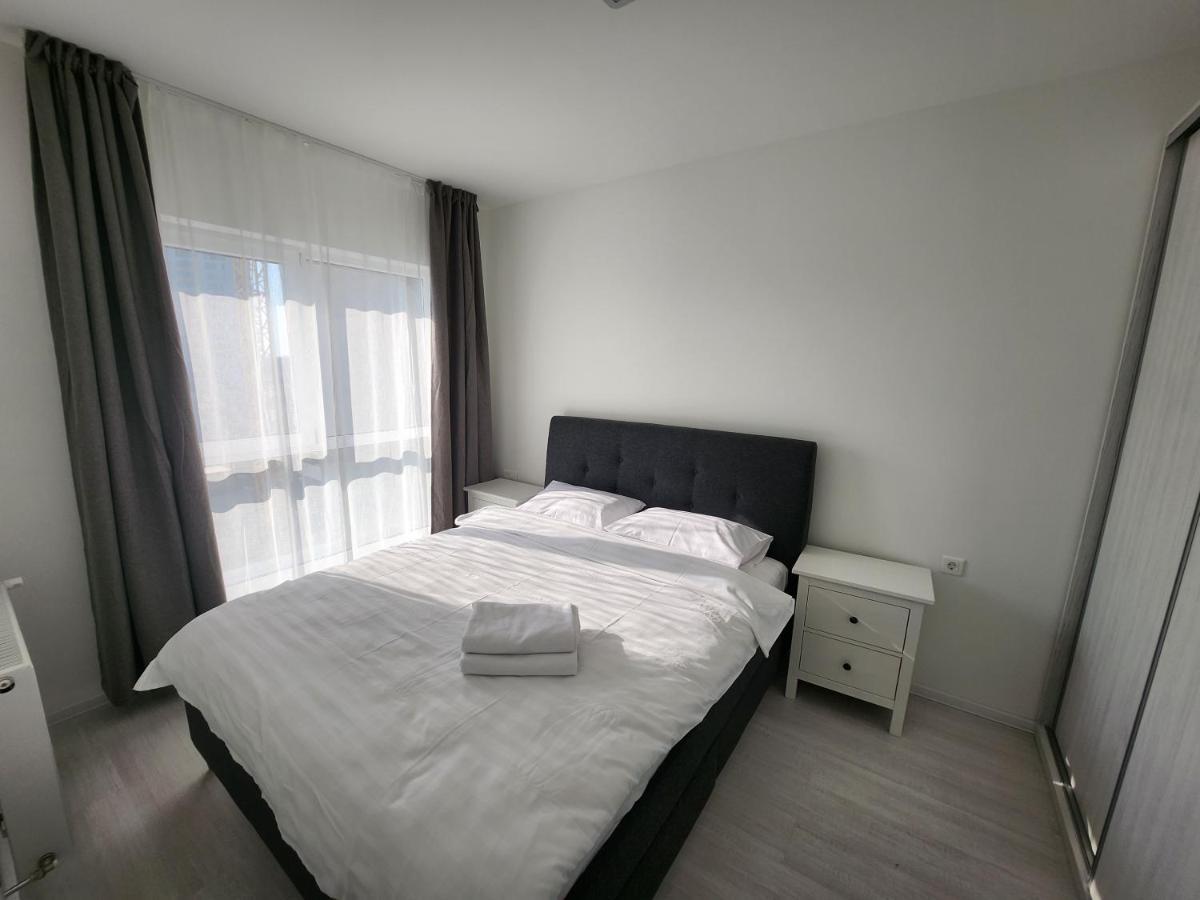 Grand Look & Best Location For Business On Bucharest Luaran gambar