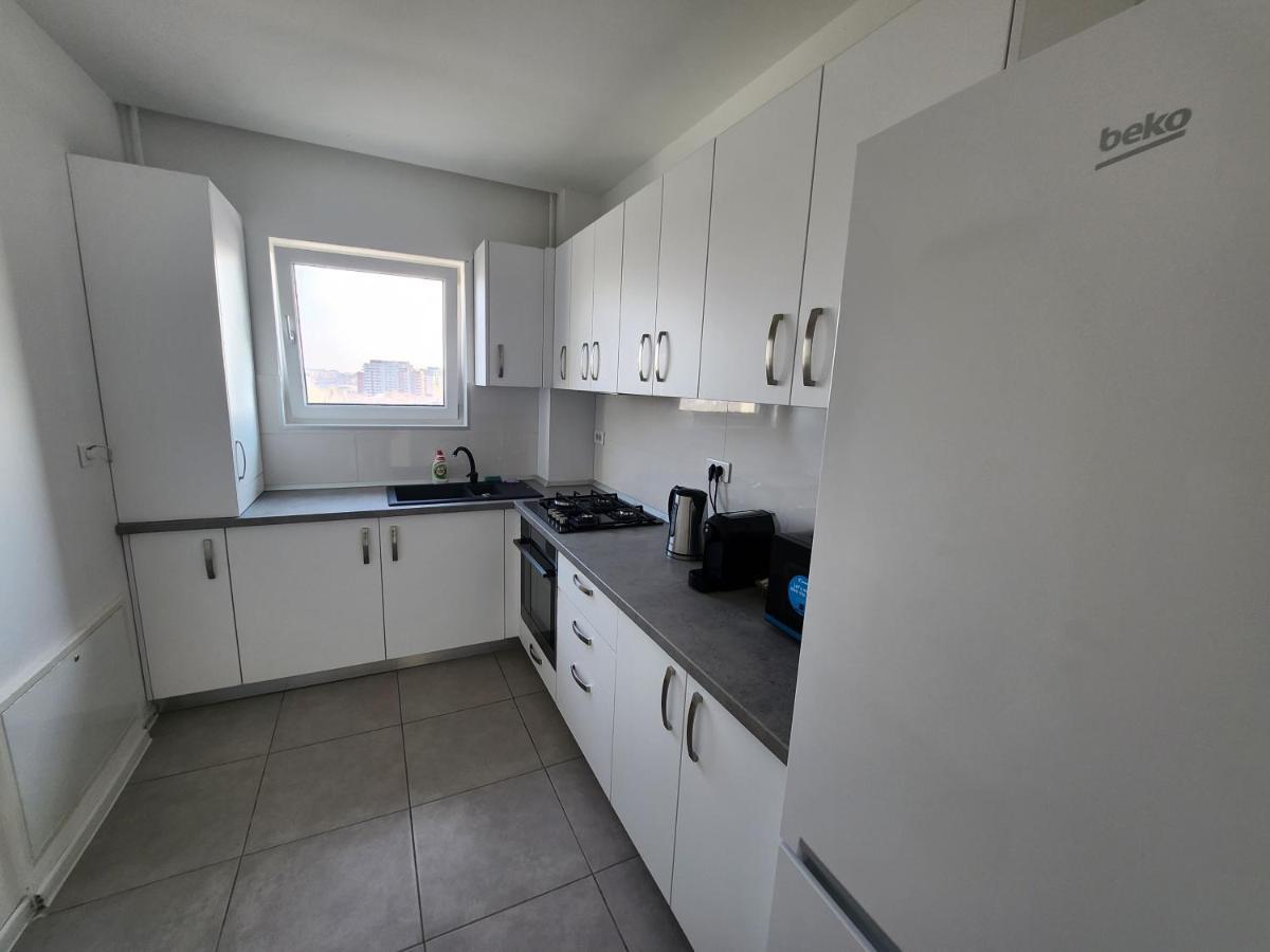 Grand Look & Best Location For Business On Bucharest Luaran gambar